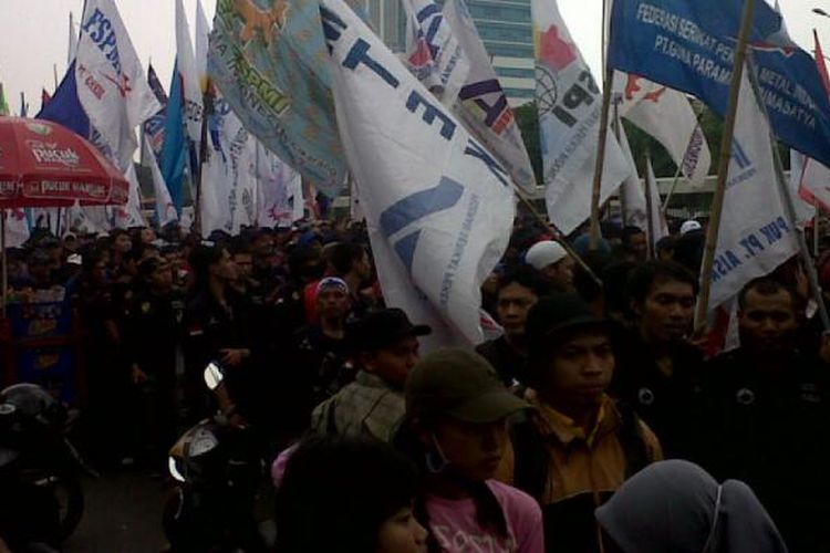 Demostran mulai masuk Ibu Kota Jakarta, jumlahnya di perkirakan ada sekiat ribuan para pedemo