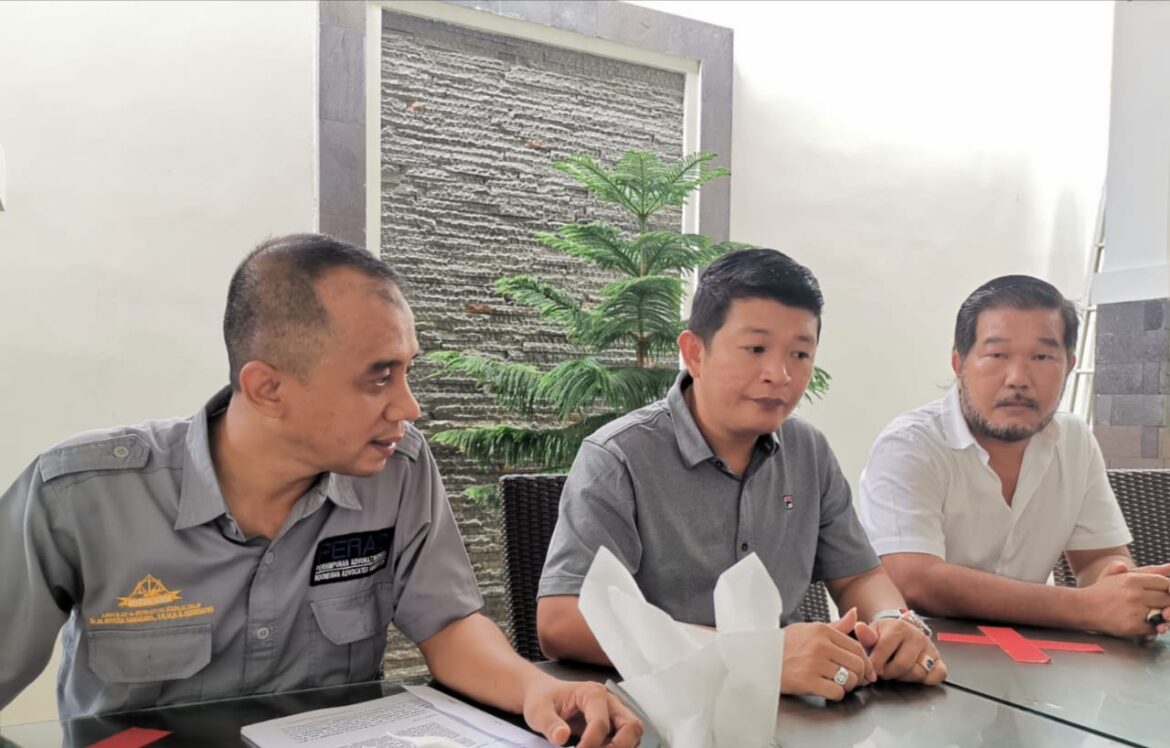 Surat gugatan sedang kita persiapkan, kita sudah mendapat surat kuasa khusus dari klien