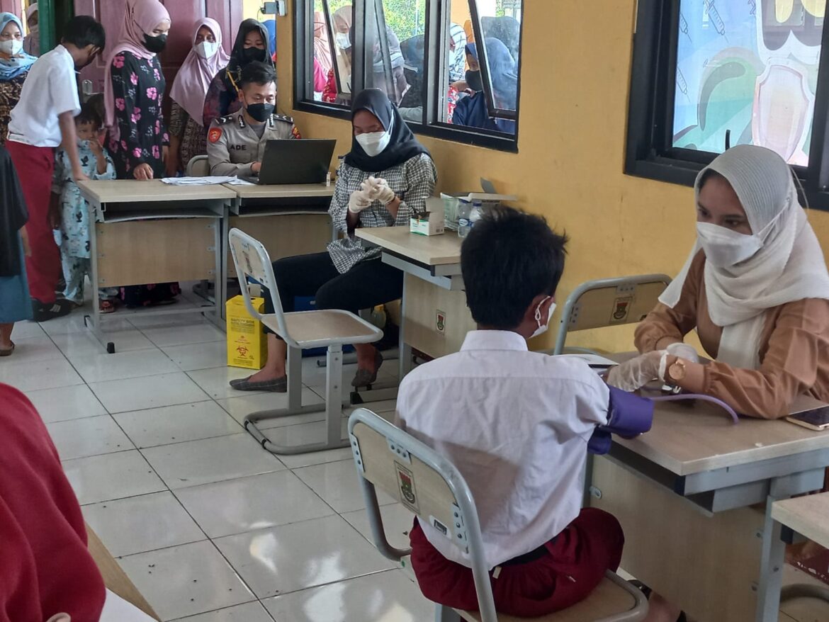 Polsek Kresek Secara Resmi Melaksanakan “Kick Off ” Vaksinasi Untuk Anak Usia 6-11 Tahun