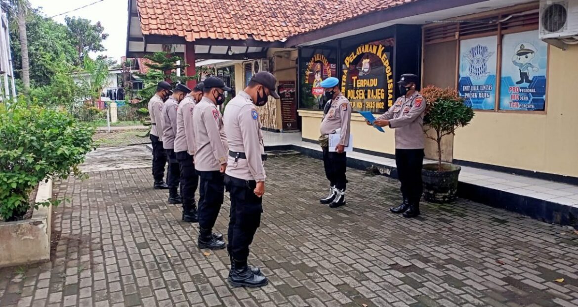Personil Polsek Rajeg Polresta Tangerang Polda Banten melaksanakan Apel Pagi dilanjutkan serah terima tugas