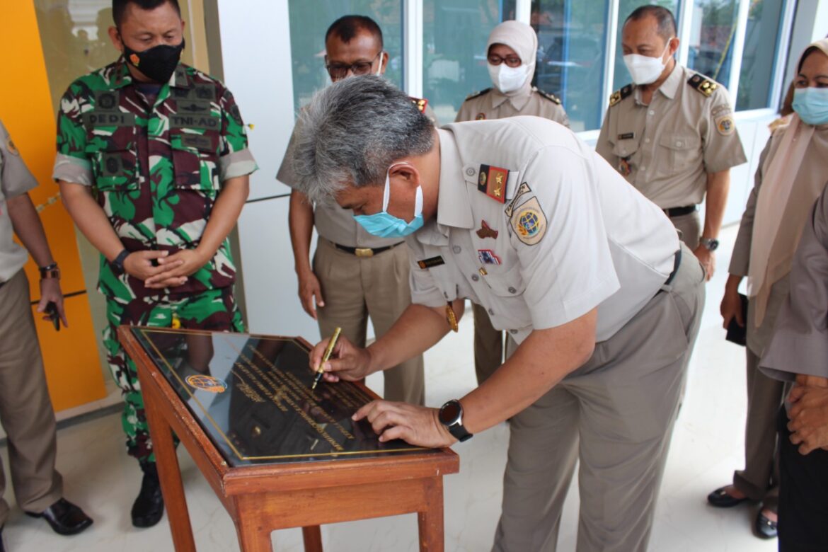 Kepala Kanwil BPN,Resmikan Renovasi Kantor BPN di Pandeglang