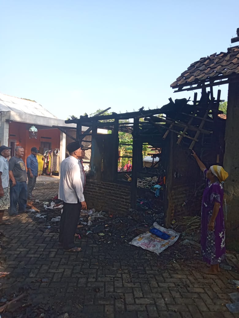 CEPAT DAN PEDULI, ITULAH YANG DILAKUKAN OLEH KADES SUKAMANAH