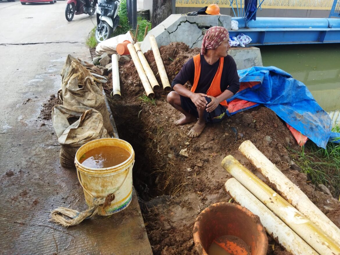 Proyek Galian Kabel PLN Diduga Belum Memiliki Ijin Ke Instansi Terkait