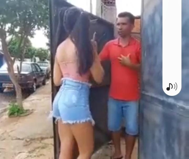 Neneng tidak mau di kianati oleh Hamdani, Neneng selingkuh juga
