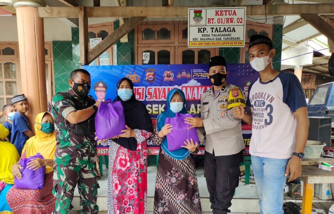 Santuni Paket Sembako Polisi Sayang Anak Yatim Bentuk Peduli  Polsek Balaraja Polresta Tangerang Kepada Anak Yatim Dalam Program Kerja *COMMANDER WISH*
