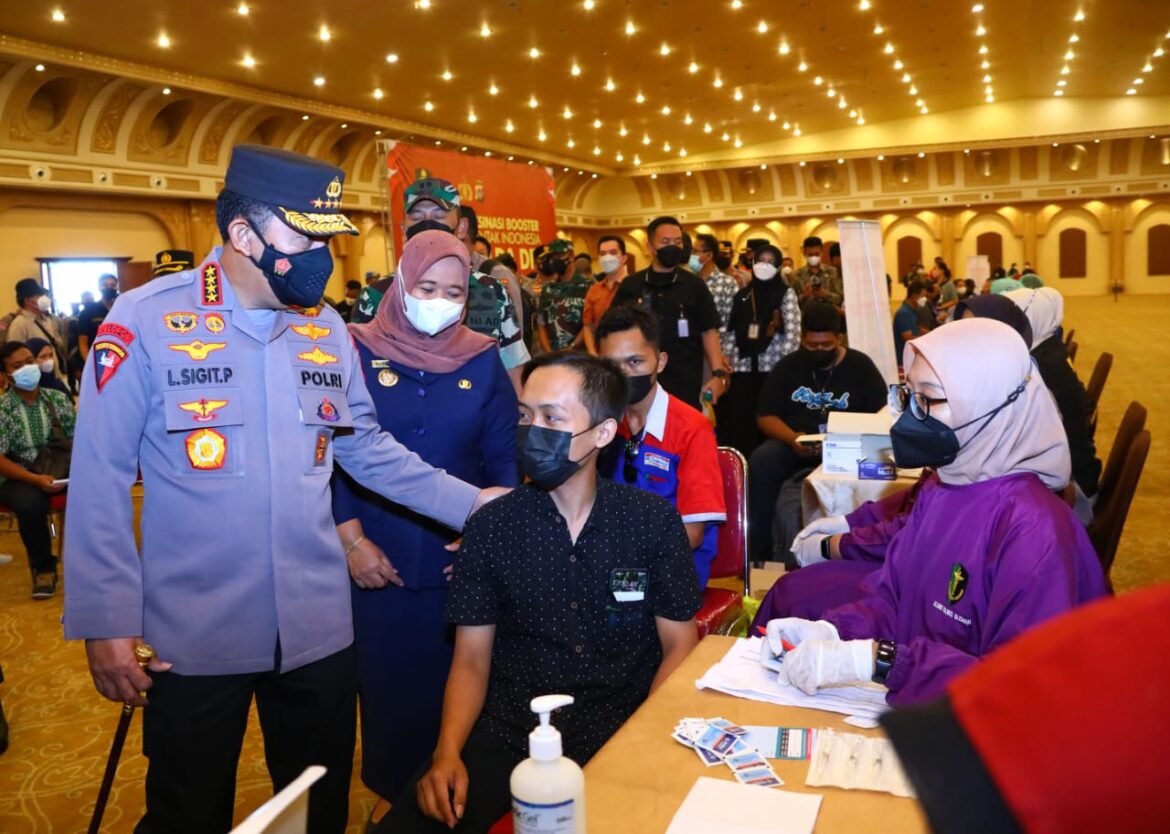 Jelang Ramadan, Kapolri Kejar Target Akselerasi Vaksinasi Booster