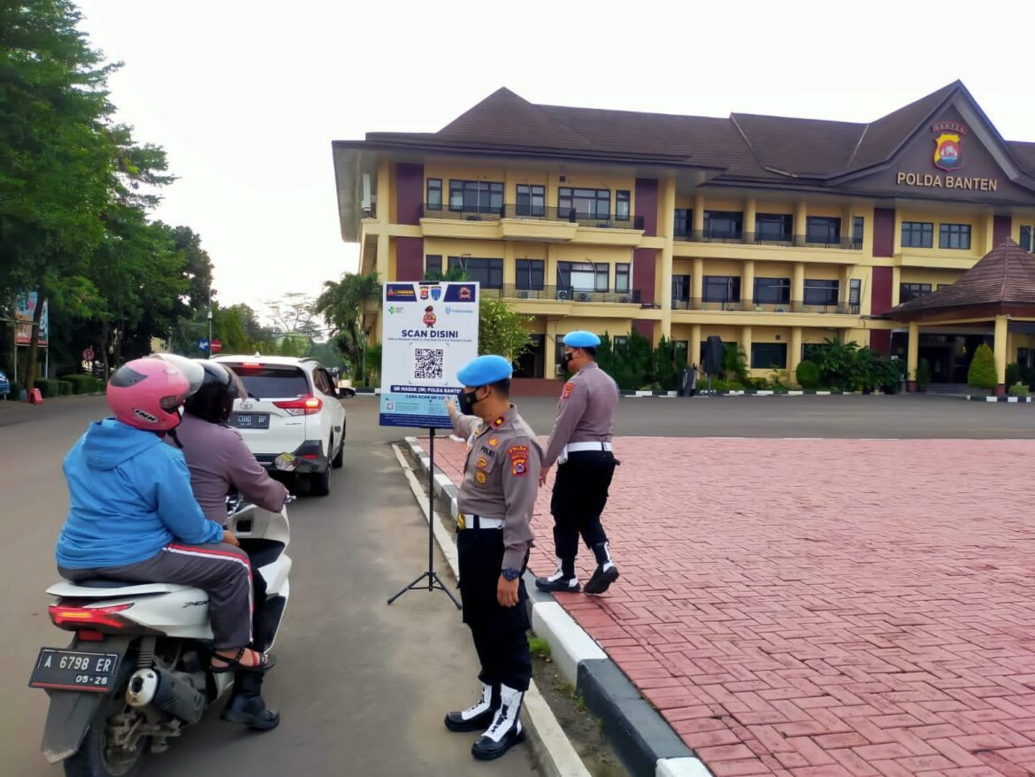 Masuk Polda Banten Gunakan Aplikasi Peduli Lindungi, Bidpropam Lakukan Pengawasan