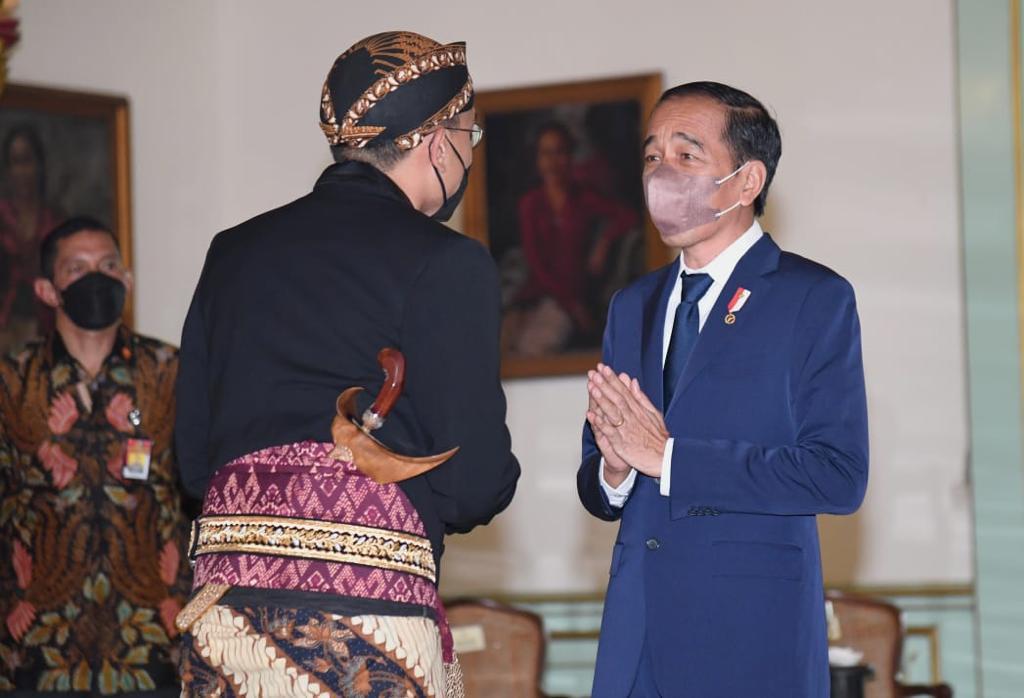 Presiden Ucapan Selamat atas Pengukuhan KGPAA Mangkunagoro X