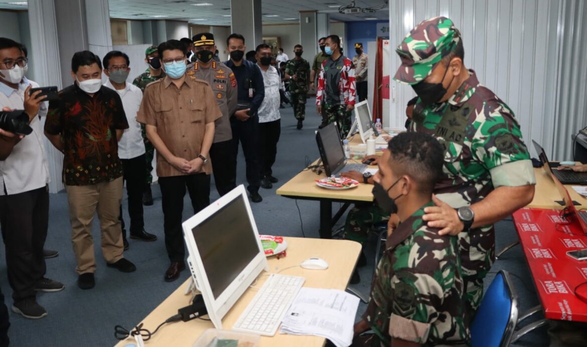 Gelorakan Vaksinasi, Pangdam Jaya Bersama Kapolresta Tangerang Pelaksanaan Suntik Booster di PT. Torabika