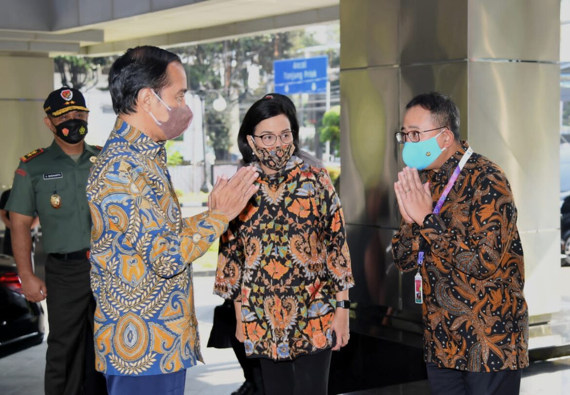 Presiden Sambut Baik Kerja Sama Investasi INA dengan Hutama Karya dan Waskita Karya