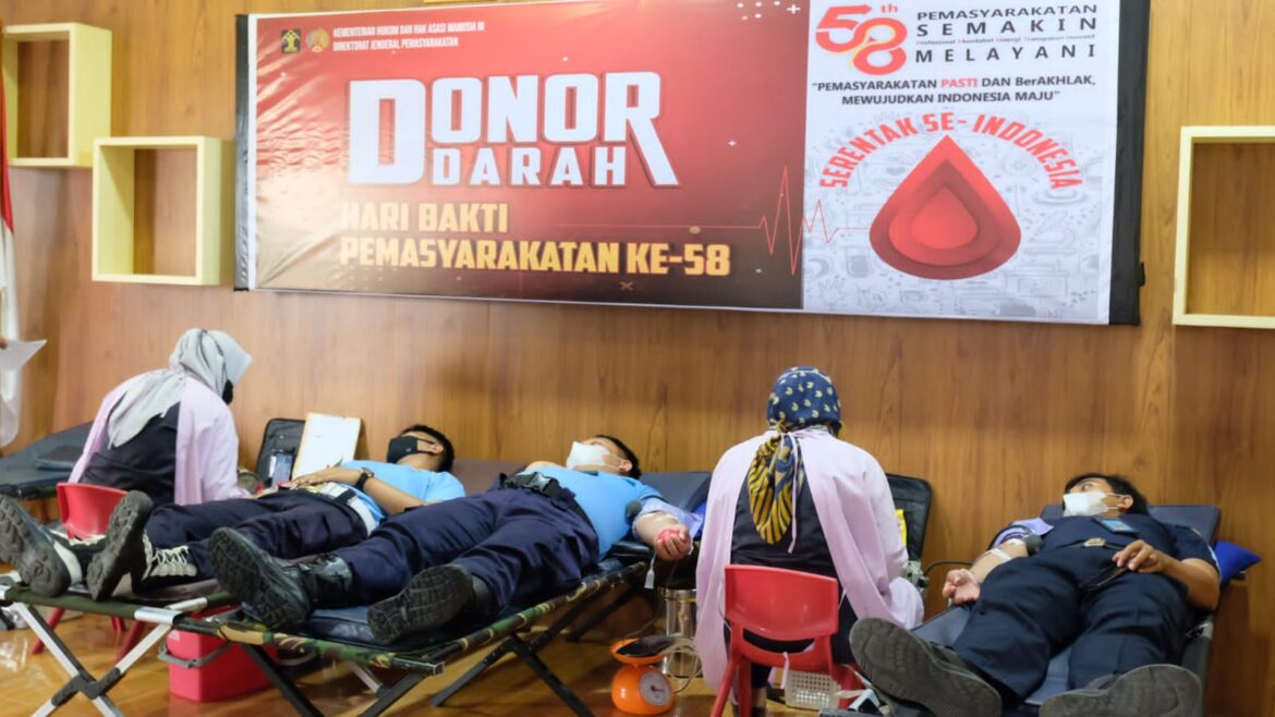 Peduli Kemanusiaan, Jajaran Pegawai Rutan Kelas I Tangerang Turut Serta Ikuti Kegiatan Donor Darah