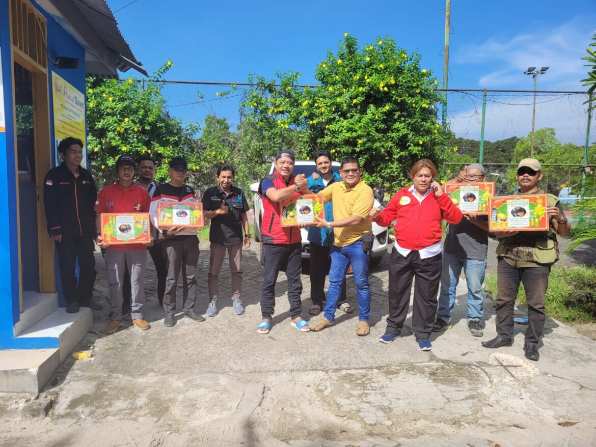 Gabungan FWJI pada hari ini minggu (24/04) telah memberikan bingkisan pada gabungan wartawan di jakarta barat