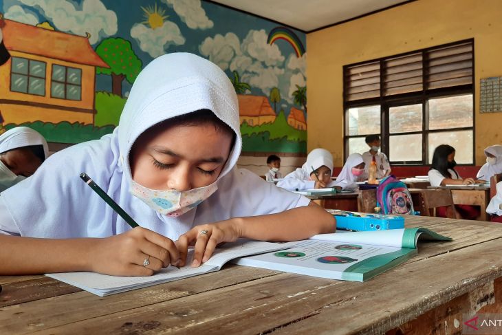 Kata Syaifullah, sekolah masih labil dan kesehatan dan ketebalan tubuh masuh rendah