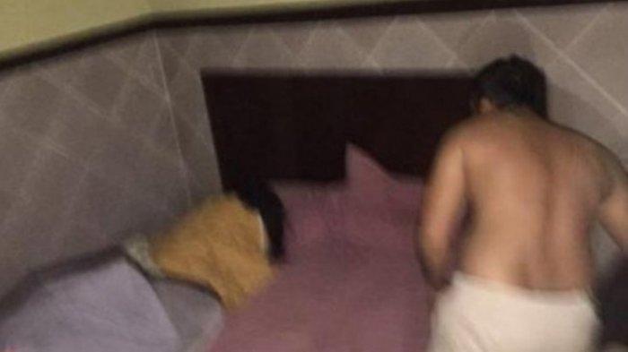 Wanita mana yang mau suaminya  di ambil orang