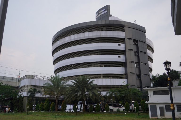 3 (TIGA) ORANG DIPERIKSA SEBAGAI SAKSI TERKAIT PERKARA PT. WASKITA BETON PRECAST, TBK.