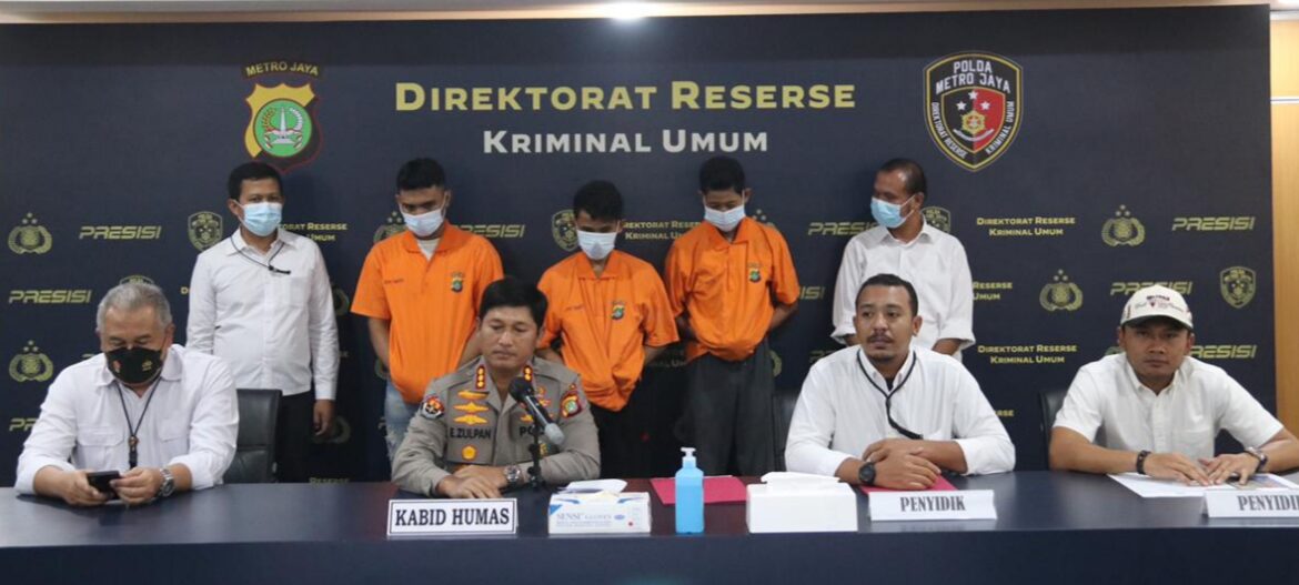 Polda metro jaya berhasil amankan pelaku pencurian dengan kekerasan.