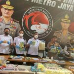 Dit narkoba Polda metro jaya berhasil mengungkap kss narkoba jaringan Malaysia-jakarta.