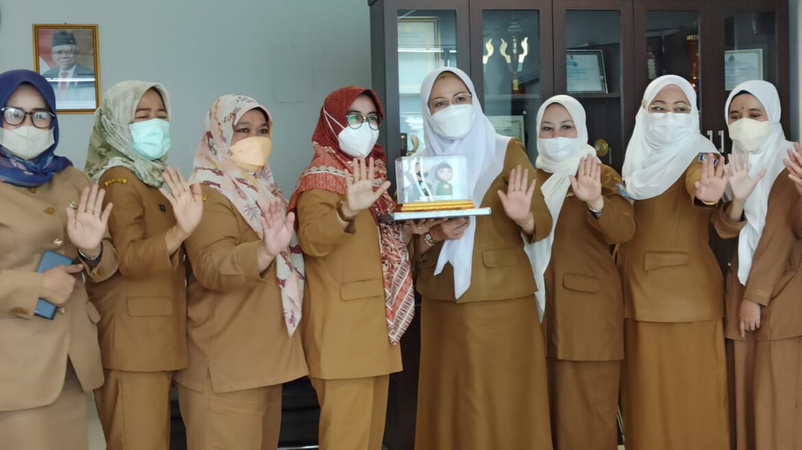 DPPPA PEMERINTAH KOTA BANDUNG KUNKER KE KOTA BEKASI TERKAIT PENGHARGAAN KOTA LAYAK ANAK PERINGKAT NINDYA