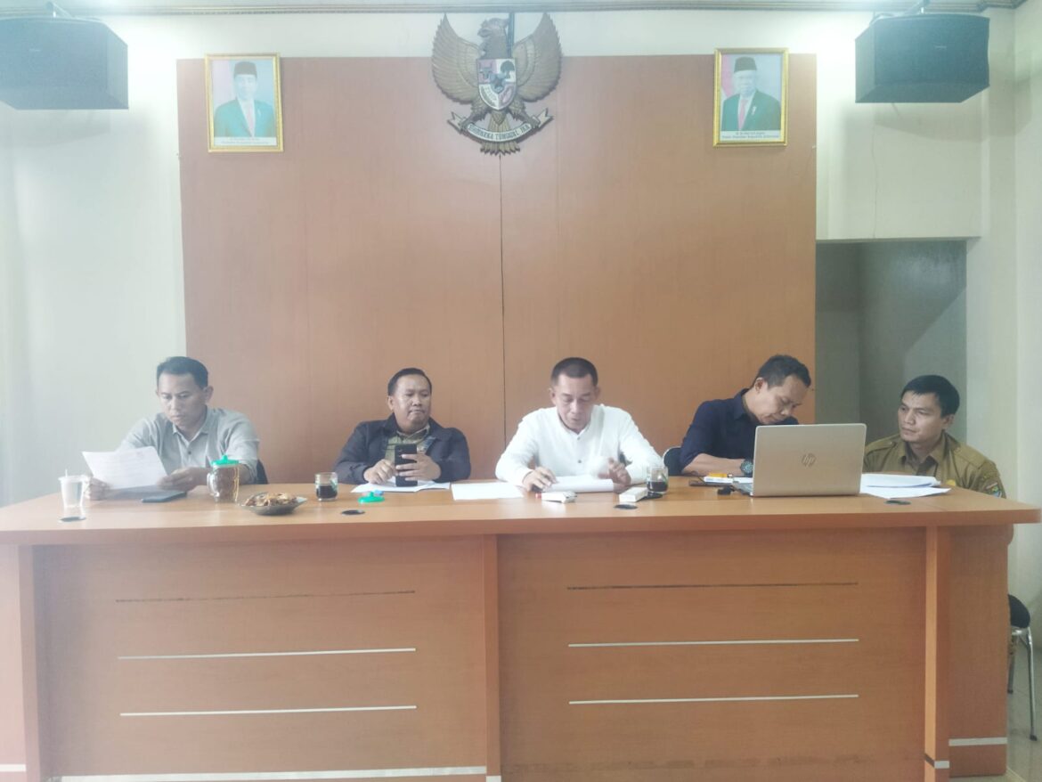 Ciptakan Kenyamanan, Pemdes Cikupa Adakan Rapat Evaluasi Pengelolaan Pasar Tradisional
