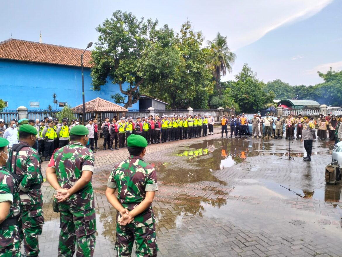 Personel Satreskrim mengikuti giat Pengamanan Haul Syekh Abdul Qodir Jaelani ke 64