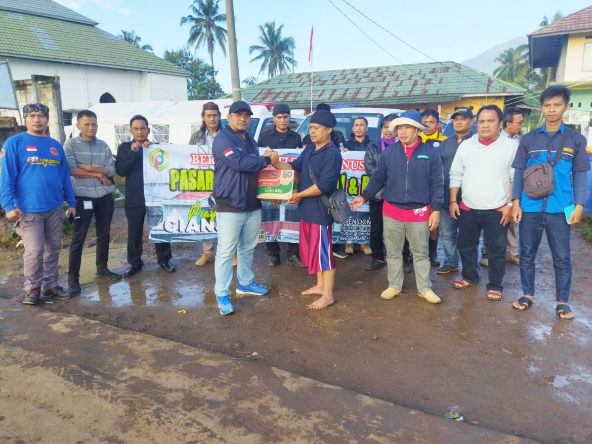 Pasar Tradisional Desa Cikupa Peduli & Salurkan Donasi Untuk Korban Gempa Cianjur Jawa Barat