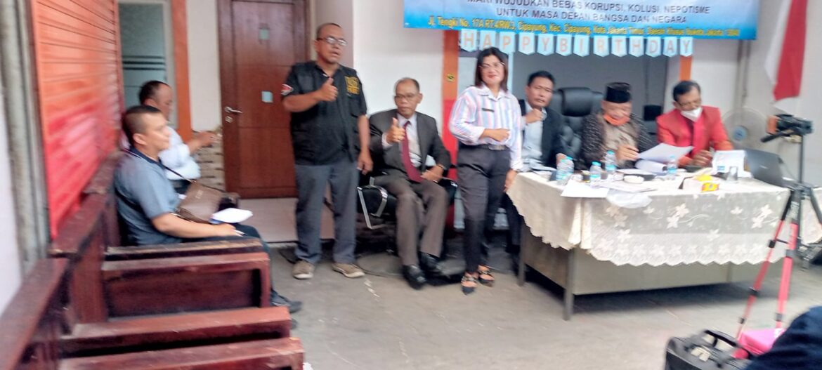 Sesuai laporan dan data kami sudah terima dari ustad Permadi Mayat Sirup pada LBH Gakorpan.