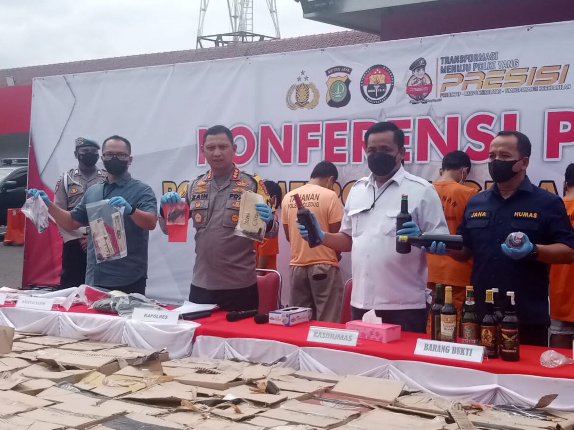 Polres Tangerang Kota Kembali Ungkap Peredaran Miras Serta Amankan Puluhan Pelaku.