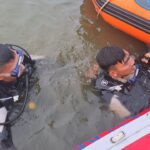 TIM SAR GABUNGAN CARI SEORANG ANAK YG TENGGELAM DI TAMBUN
