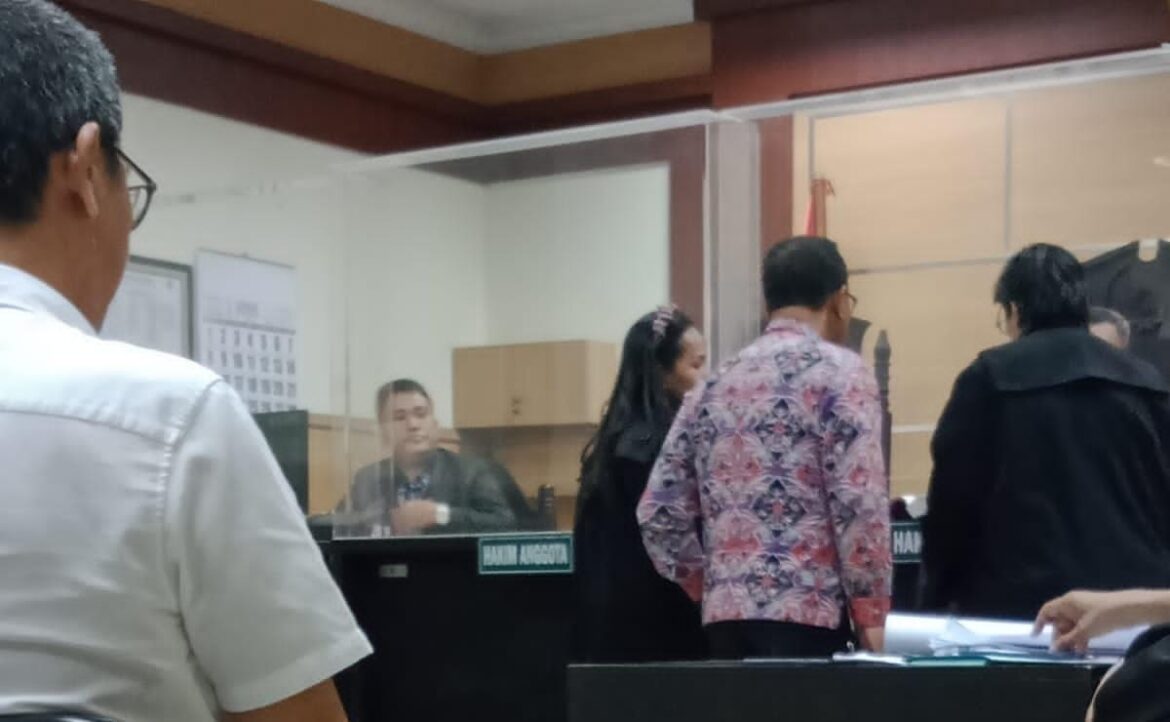 Kesaksian Iwan anggota satpol PP Kecamatan Pakuhaji pelintat pelintut mbuat hakim geram dan sidang di sekor.