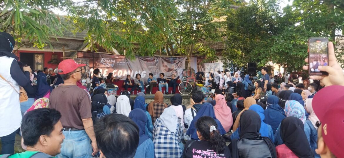 Jumpa Pers Antara Pemeran Balada Si Roy Dan Penggemar