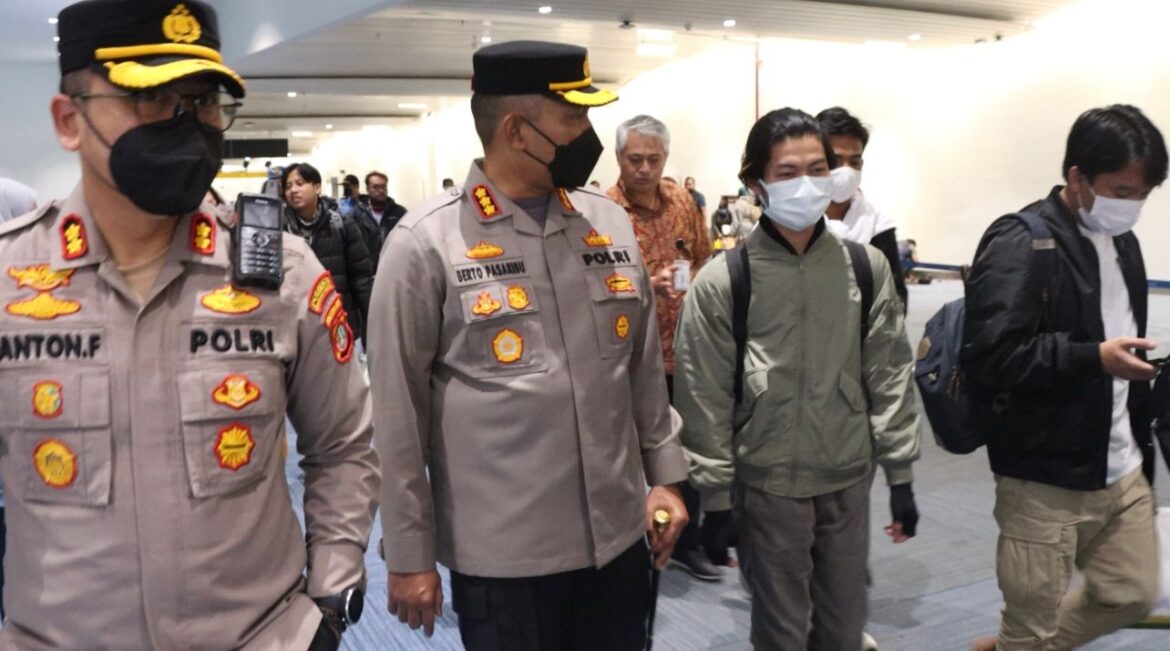 Polresta Bandara Soetta Melakukan Pengamanan atas Kepulangan 114 WNI dan Dua Jenazah Korban Gempa dari Turki