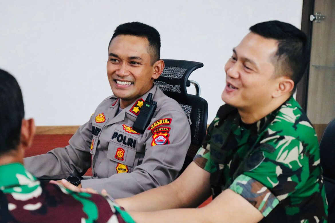 Dalam Rangka Halal Bihalal, Kapolres Pandeglang Terima Kunjungan Kodim 0601 Pandeglang