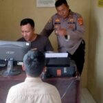 Saat berkomunikasi, pelaku mengaku bisa mendapatkan jodoh bagi korban.