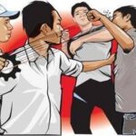 UW juga melakukan minta bantuan temannya di jalan, bahwa polisi yang baku atam itu.