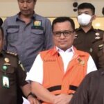 Kadis Dinbud Riau, di duga jadi tersangka proyek fiktip.