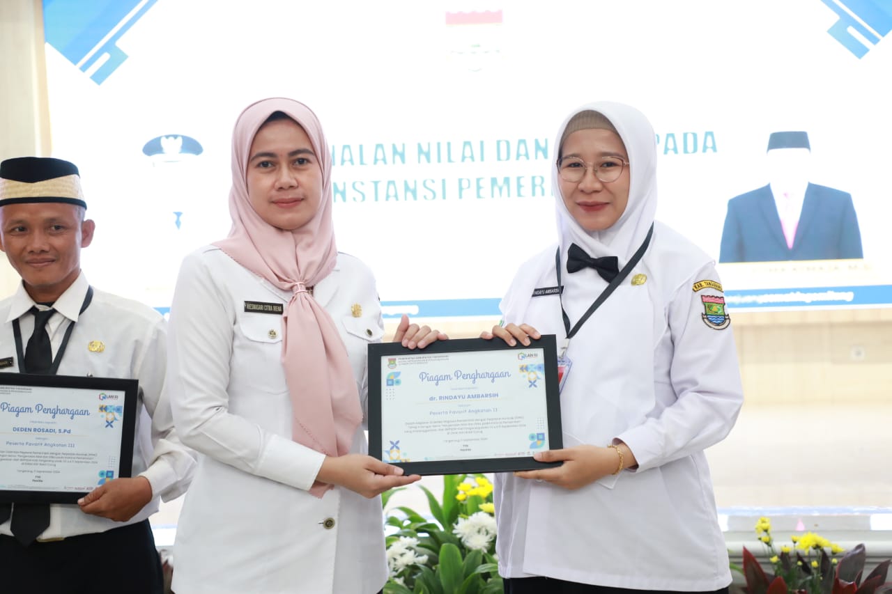 Penjabat (Pj) Bupati Tangerang Andi Ony meminta seluruh Pegawai Pemerintah dengan Perjanjian Kerja (PPPK) bekerja dengan tulus dan ikhlas dalam melayani masyarakat.