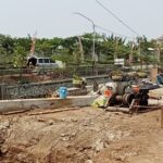 Thorik juga menyinggung nilai proyek pengerjaan pembangunan jembatan sebesar Rp. 2.753.566.000,00 adanya dugaan mark up anggaran.