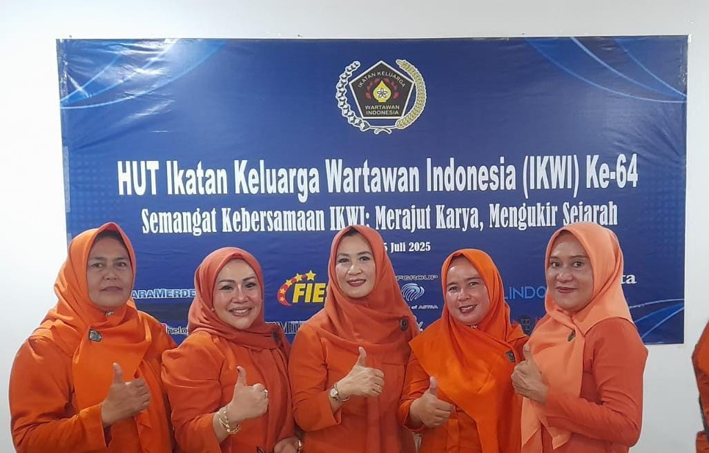 Mengusung tema Semangat Kebersamaan IKWI, Merajut Karya, Mengukir Sejarah, perayaan ini diharapkan dapat semakin memperkuat solidaritas