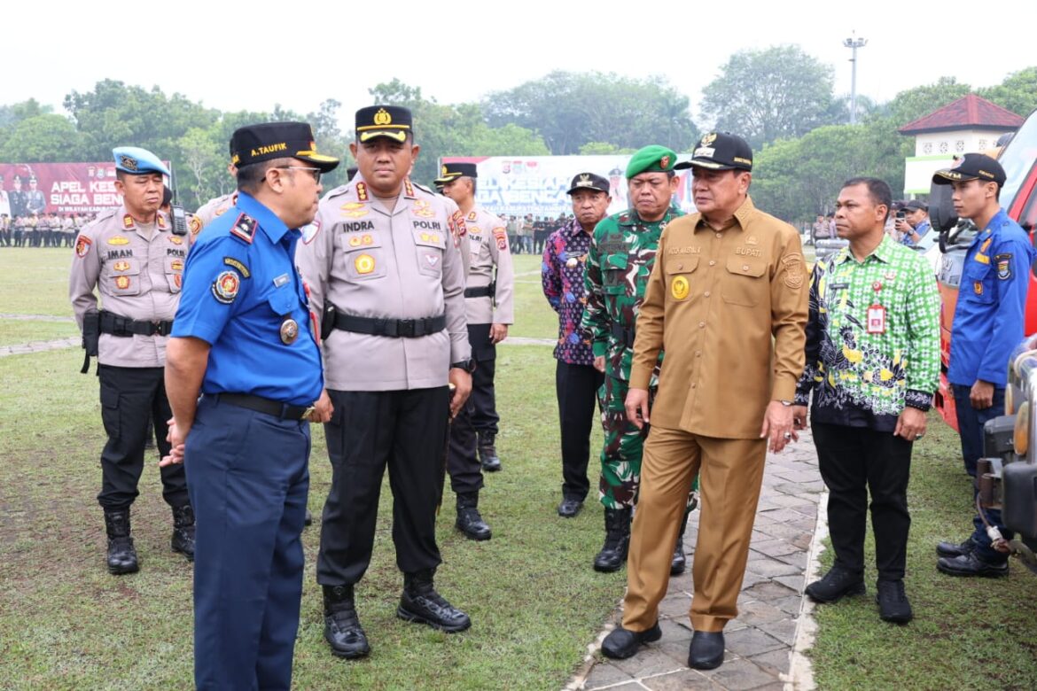 BUPATI TANGERANG MENGHIMBAU KEPADA MASYARAKAT KAB TANGERANG AGAR PEMUSIMAN HUJAN