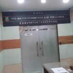 LSM minta pada Bupati Tangerang panggil Dinas Perkim, ada dugaan jual beli proyek.