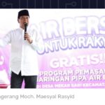 Bupati Tangerang Berikan Bantuan Pemasangan Air PDAM Gratis untuk 250 Warga Desa Tanjakan Mekar.